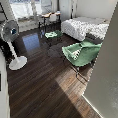 Διαμέρισμα 4 Bedroom With Balcony And Garage *